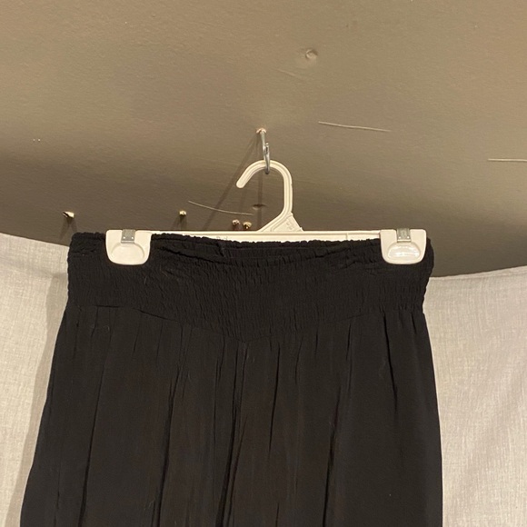 Sunny Leigh Black Wide-Leg Pants - Picture 2 of 3